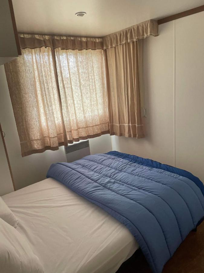 Mobil-Home 4/6 Personnes , Terrasse Couverte ,Piscine Chauffee . Biville-sur-Mer Екстер'єр фото